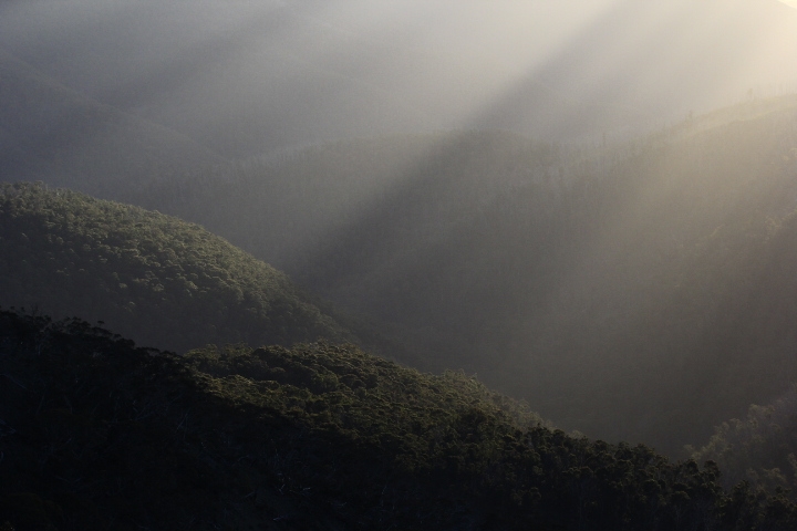 Sunrays from Mt Clear, AAWT Mt Clear