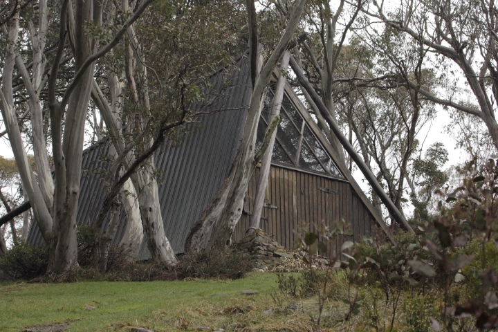 Vallejo Gantner Hut, AAWT Vallejo Gantner Hut