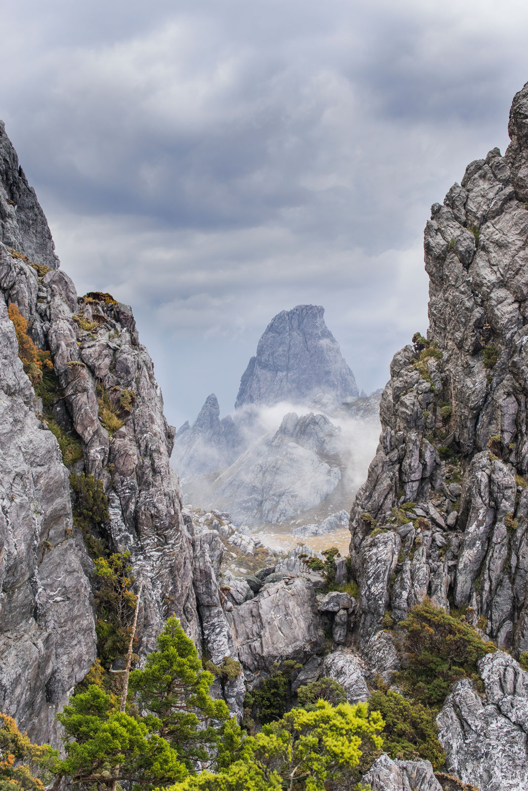 TASAP0002, Federation Peak, Eastern Arthurs, Tasmania