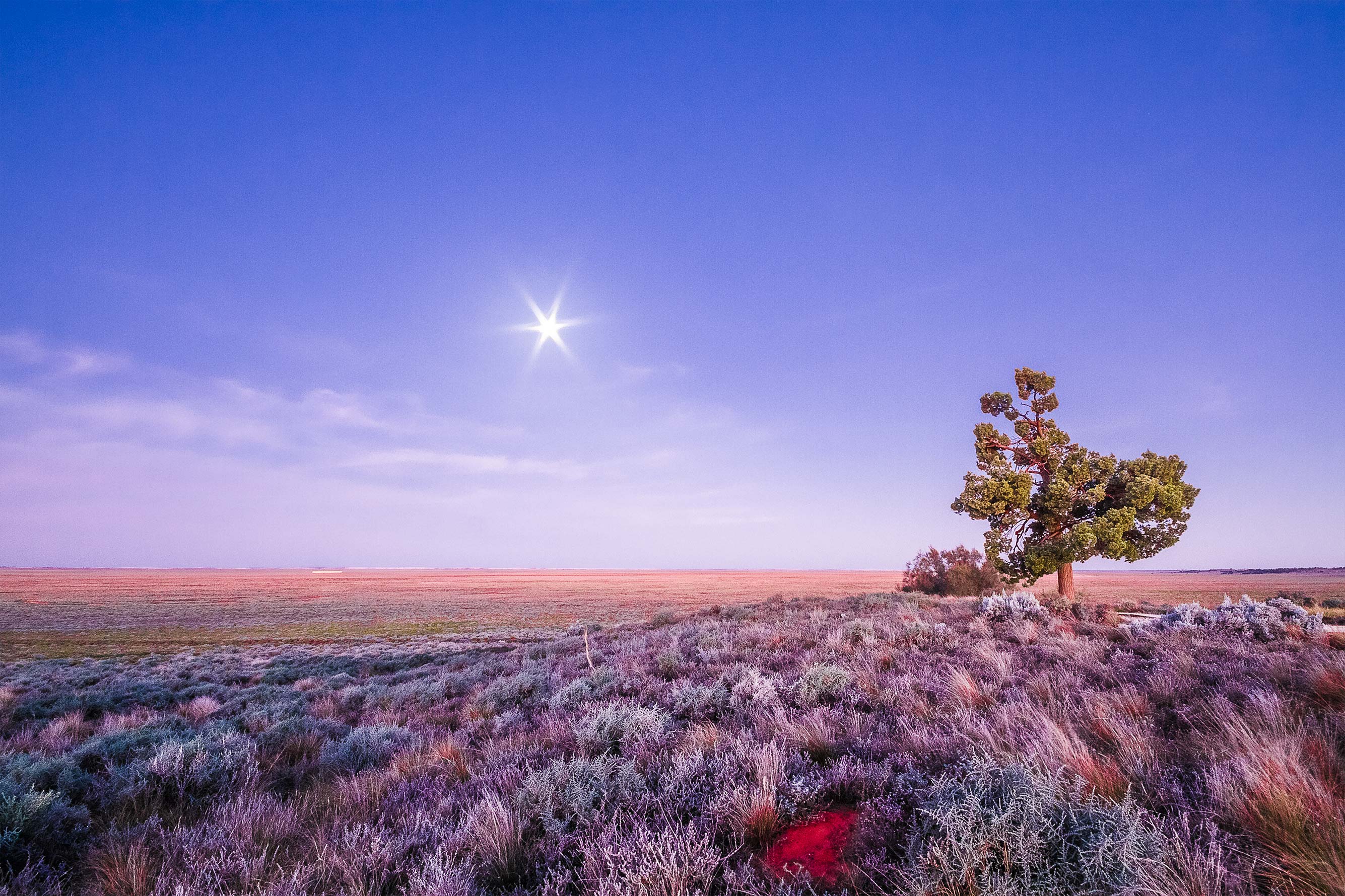 OBAP006, Brilliant sunset colours in Outback Australia. 